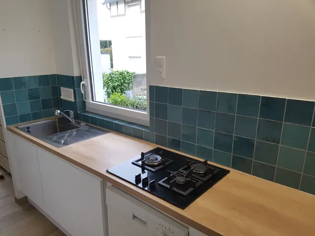 Crédence de cuisine en carreaux bleu-vert